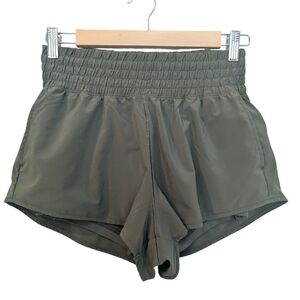 Aerie Offline Shorts - Olive Green Size Medium